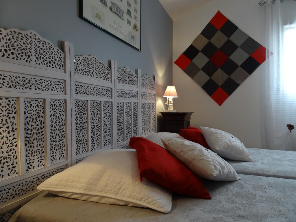 Une Chambre En Ville Savigneux (Loire) Quarto foto